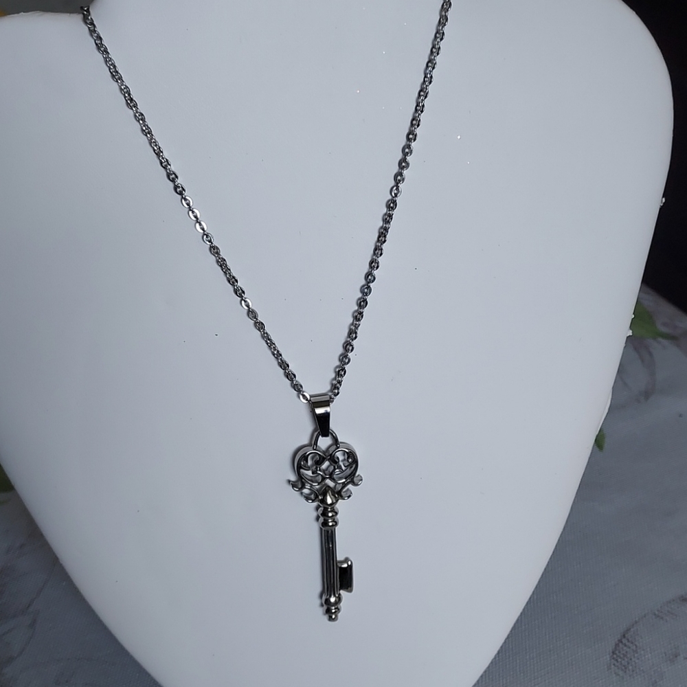 Chisel stainless key necklace